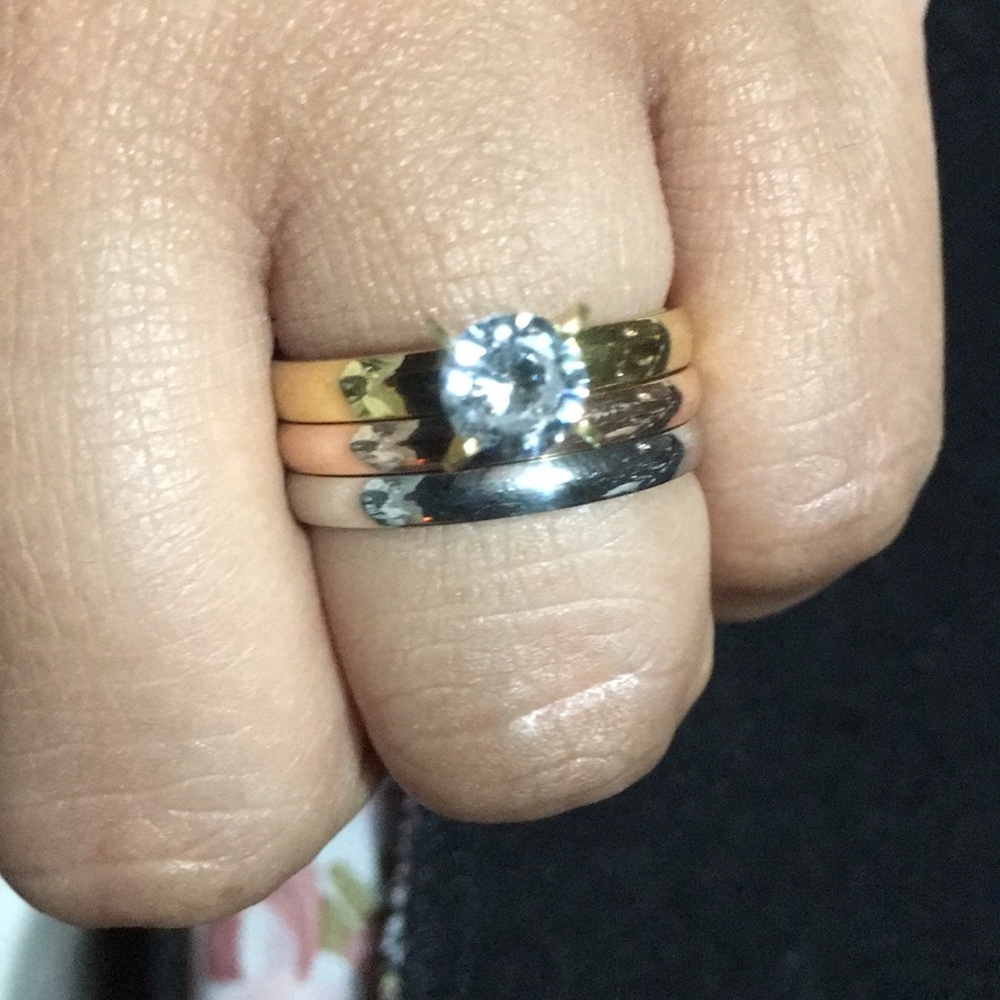 🔥Brand new Stainless steel weddingring3pc set